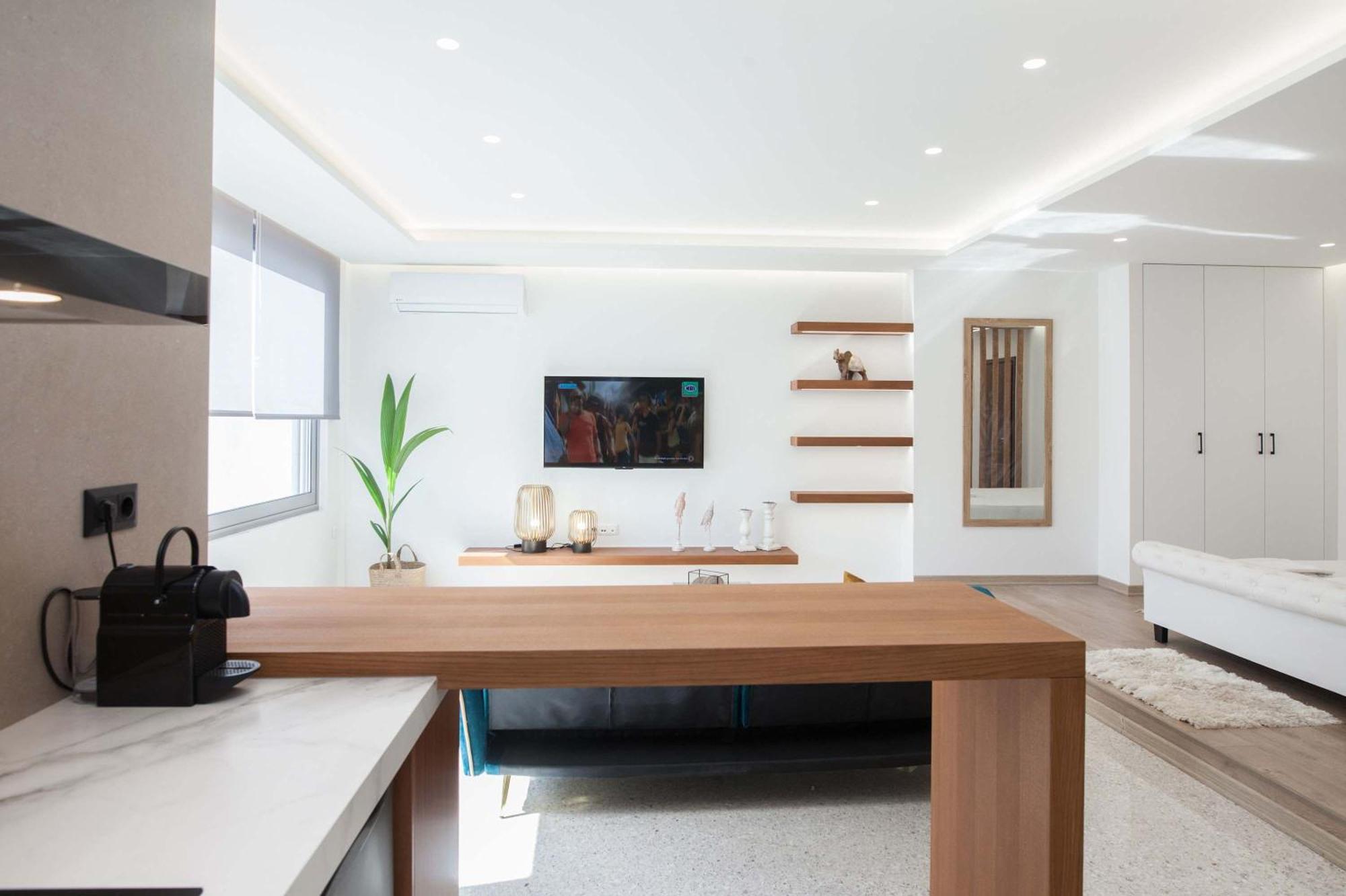 Stylish Modern Next To Port Apartament Pireus